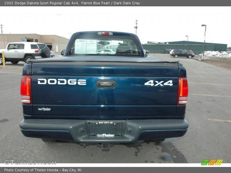 Patriot Blue Pearl / Dark Slate Gray 2002 Dodge Dakota Sport Regular Cab 4x4