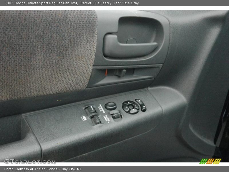 Patriot Blue Pearl / Dark Slate Gray 2002 Dodge Dakota Sport Regular Cab 4x4