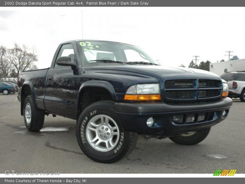 Front 3/4 View of 2002 Dakota Sport Regular Cab 4x4