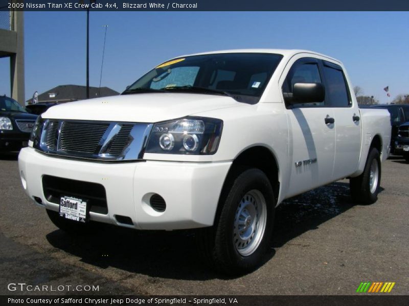 Blizzard White / Charcoal 2009 Nissan Titan XE Crew Cab 4x4