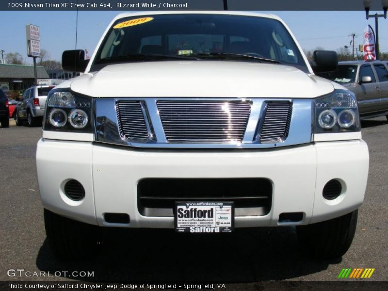 Blizzard White / Charcoal 2009 Nissan Titan XE Crew Cab 4x4