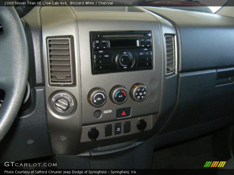 Blizzard White / Charcoal 2009 Nissan Titan XE Crew Cab 4x4