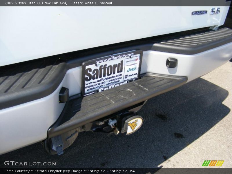 Blizzard White / Charcoal 2009 Nissan Titan XE Crew Cab 4x4
