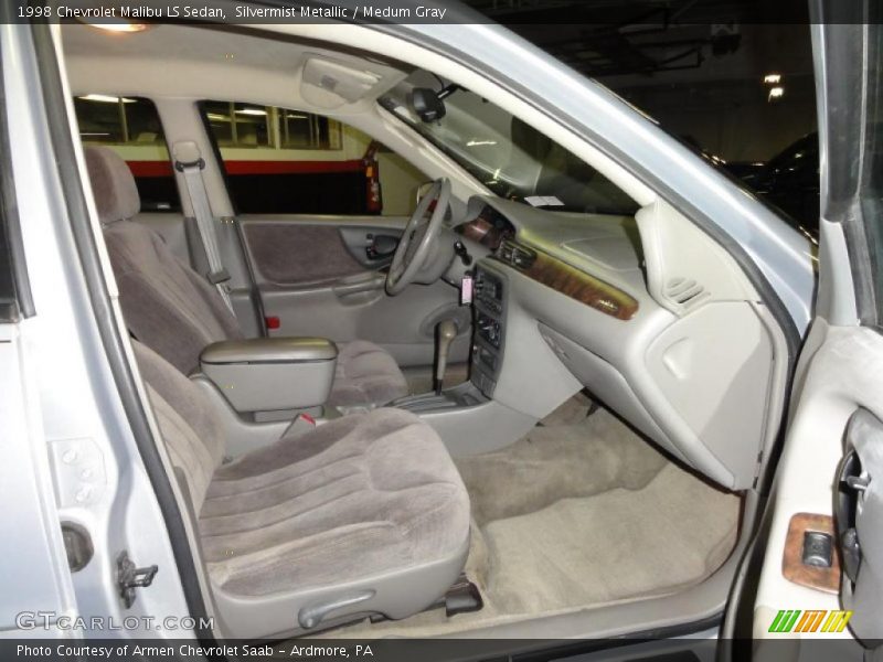 Silvermist Metallic / Medum Gray 1998 Chevrolet Malibu LS Sedan