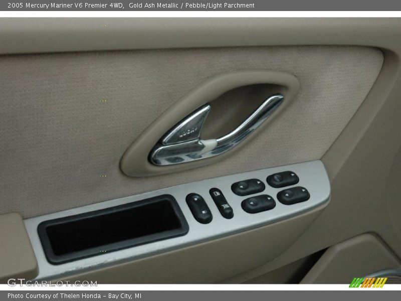 Gold Ash Metallic / Pebble/Light Parchment 2005 Mercury Mariner V6 Premier 4WD