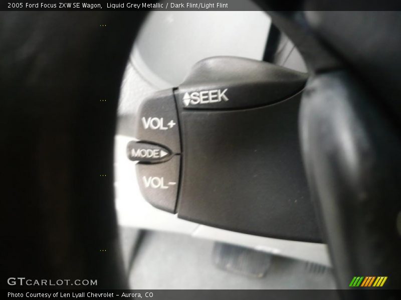 Liquid Grey Metallic / Dark Flint/Light Flint 2005 Ford Focus ZXW SE Wagon