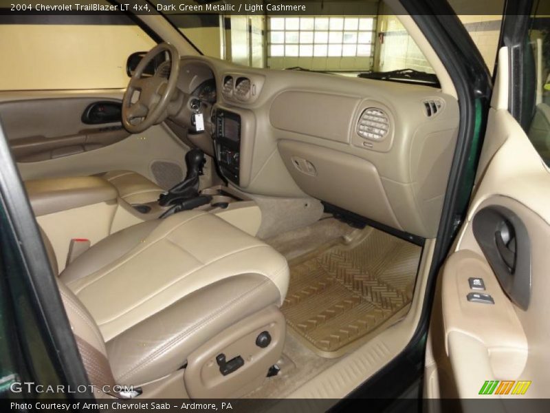 Dark Green Metallic / Light Cashmere 2004 Chevrolet TrailBlazer LT 4x4