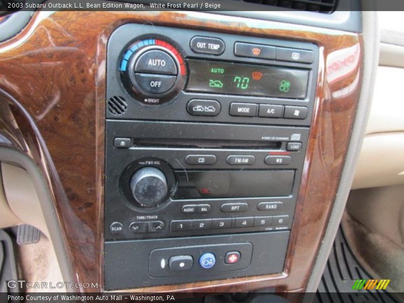 Controls of 2003 Outback L.L. Bean Edition Wagon