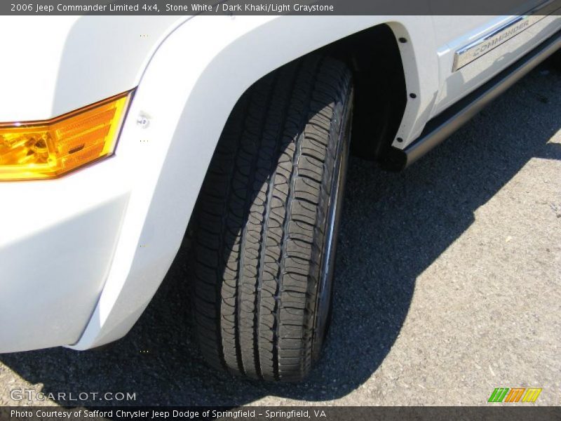 Stone White / Dark Khaki/Light Graystone 2006 Jeep Commander Limited 4x4