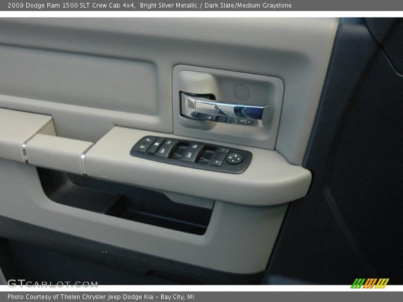 Bright Silver Metallic / Dark Slate/Medium Graystone 2009 Dodge Ram 1500 SLT Crew Cab 4x4