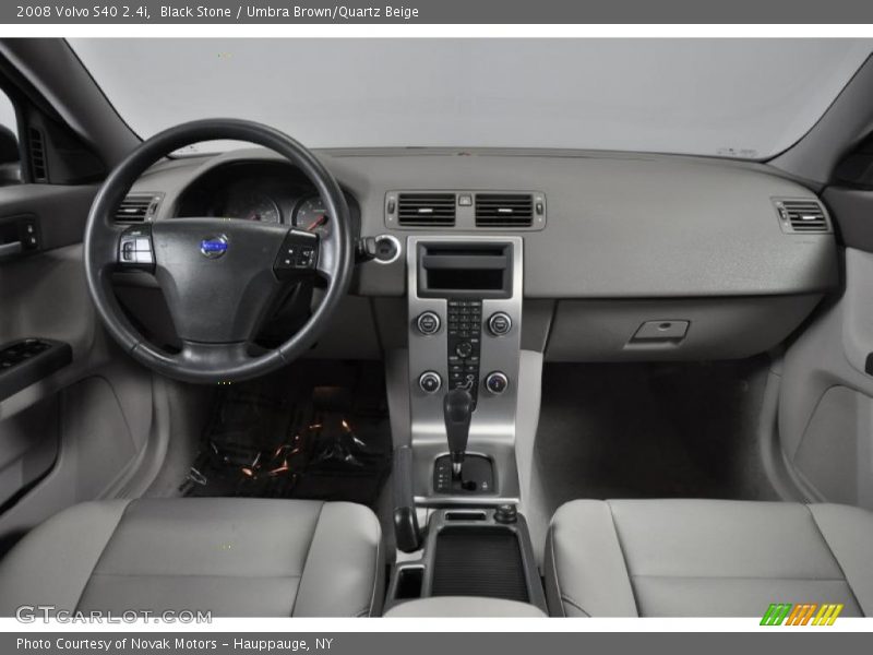 Dashboard of 2008 S40 2.4i
