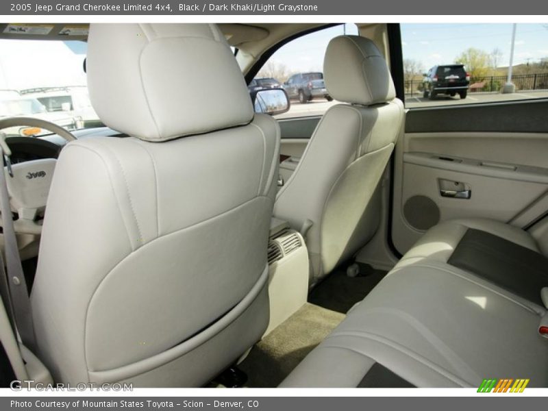 Black / Dark Khaki/Light Graystone 2005 Jeep Grand Cherokee Limited 4x4