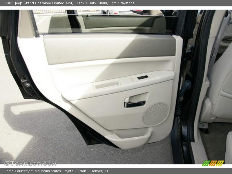 Black / Dark Khaki/Light Graystone 2005 Jeep Grand Cherokee Limited 4x4