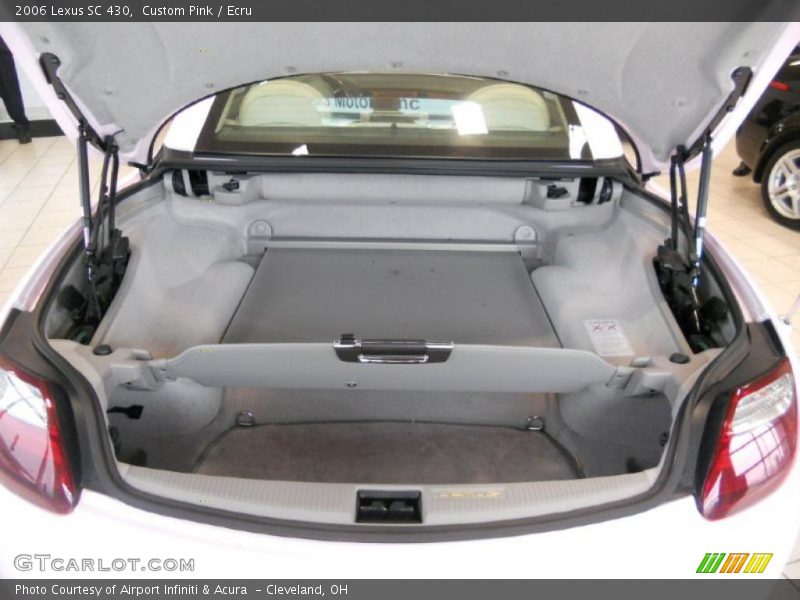  2006 SC 430 Trunk