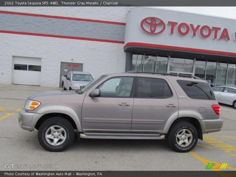 Thunder Gray Metallic / Charcoal 2002 Toyota Sequoia SR5 4WD