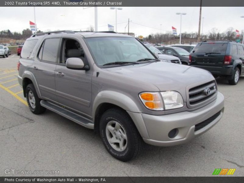 Thunder Gray Metallic / Charcoal 2002 Toyota Sequoia SR5 4WD