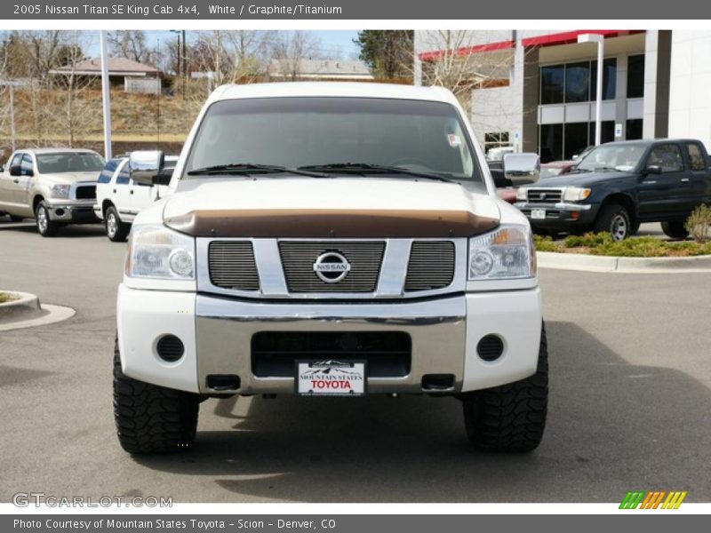White / Graphite/Titanium 2005 Nissan Titan SE King Cab 4x4