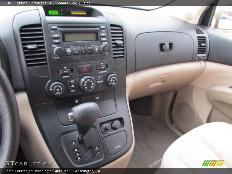 Sonora Gold / Beige 2008 Hyundai Entourage GLS