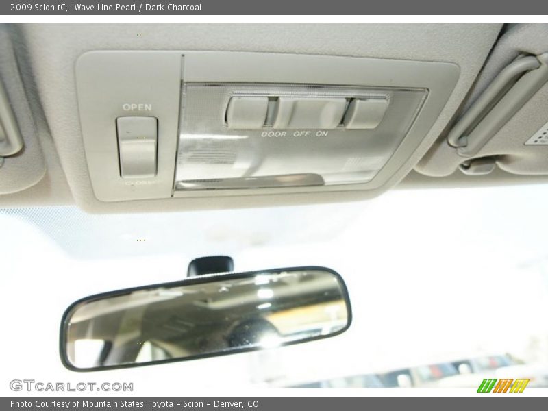 Wave Line Pearl / Dark Charcoal 2009 Scion tC