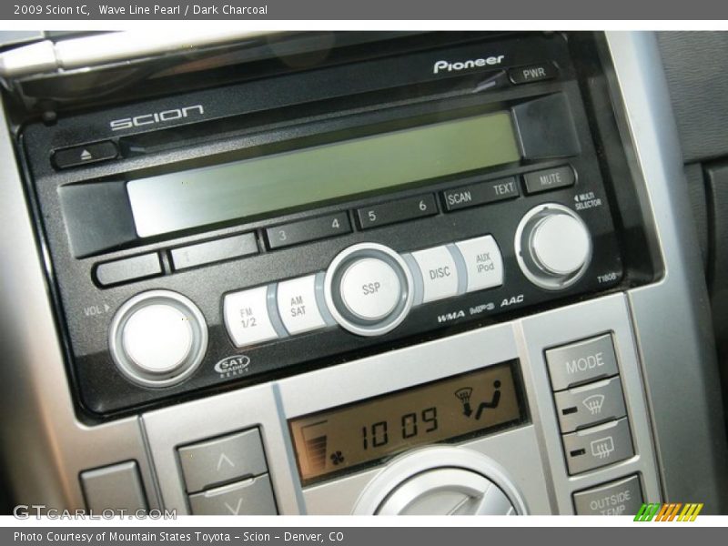 Wave Line Pearl / Dark Charcoal 2009 Scion tC