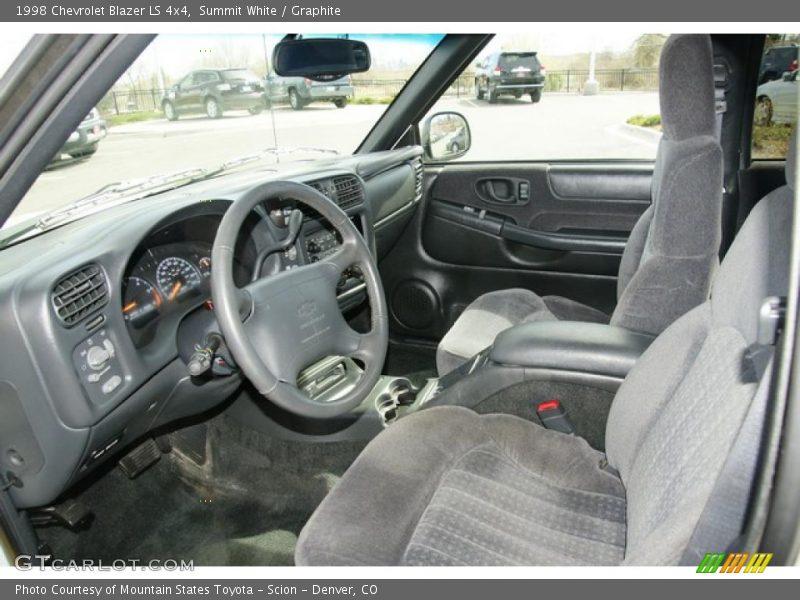 Summit White / Graphite 1998 Chevrolet Blazer LS 4x4