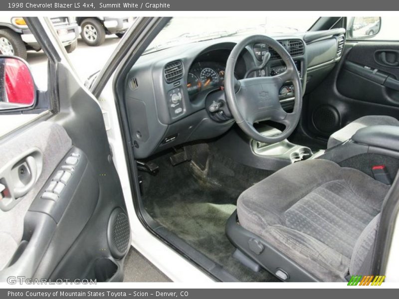 Summit White / Graphite 1998 Chevrolet Blazer LS 4x4