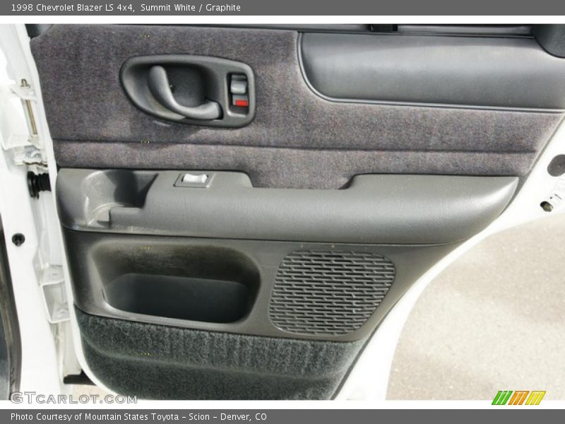 Summit White / Graphite 1998 Chevrolet Blazer LS 4x4