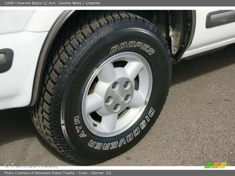 Summit White / Graphite 1998 Chevrolet Blazer LS 4x4