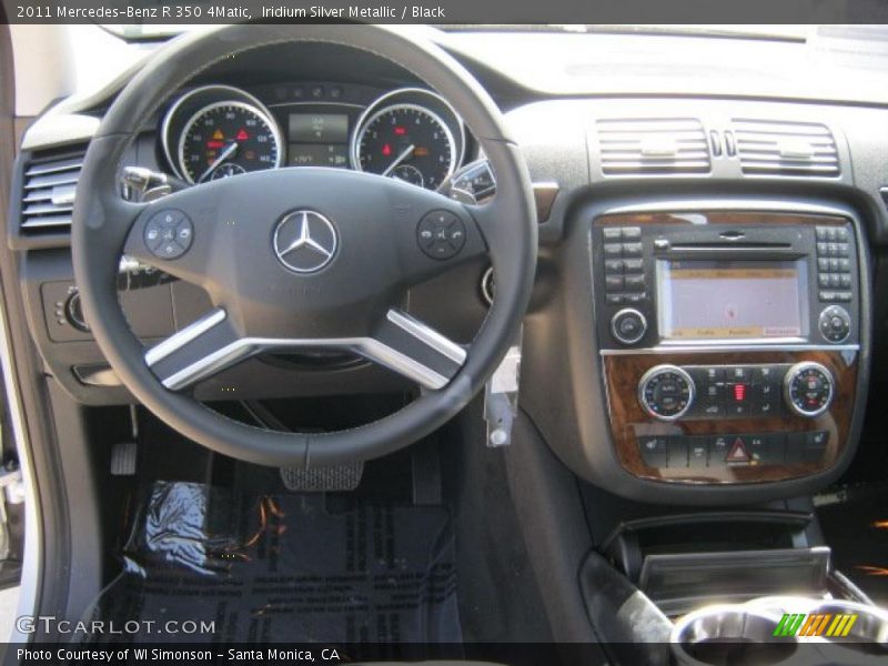  2011 R 350 4Matic Black Interior