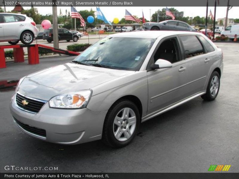 Front 3/4 View of 2007 Malibu Maxx LT Wagon