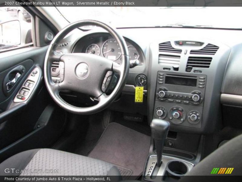 Dashboard of 2007 Malibu Maxx LT Wagon