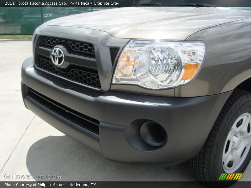 Pyrite Mica / Graphite Gray 2011 Toyota Tacoma Access Cab