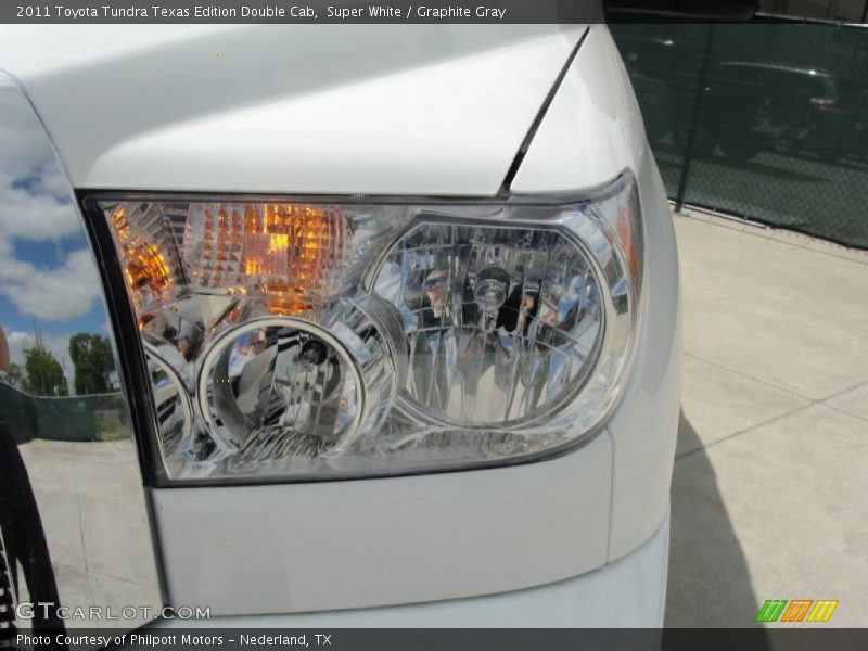 Super White / Graphite Gray 2011 Toyota Tundra Texas Edition Double Cab
