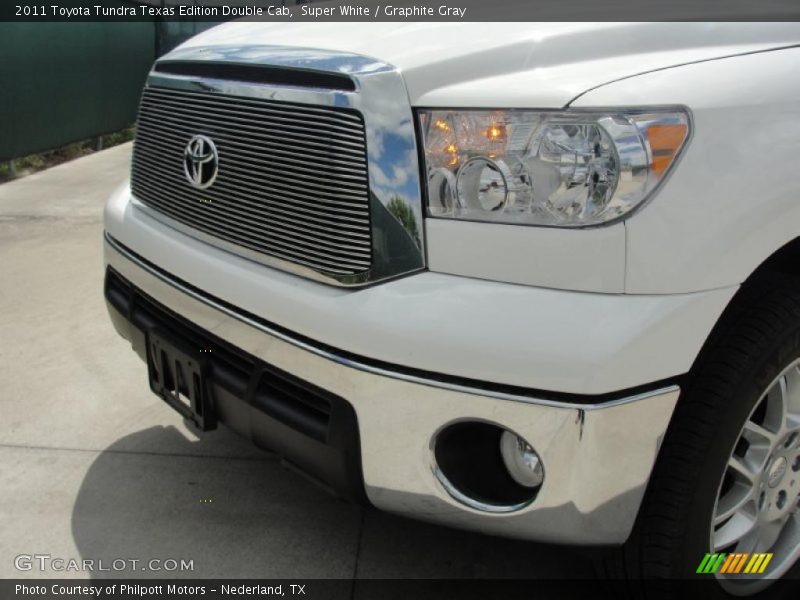 Super White / Graphite Gray 2011 Toyota Tundra Texas Edition Double Cab