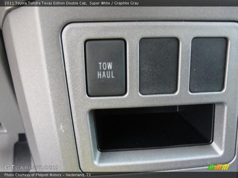 Controls of 2011 Tundra Texas Edition Double Cab