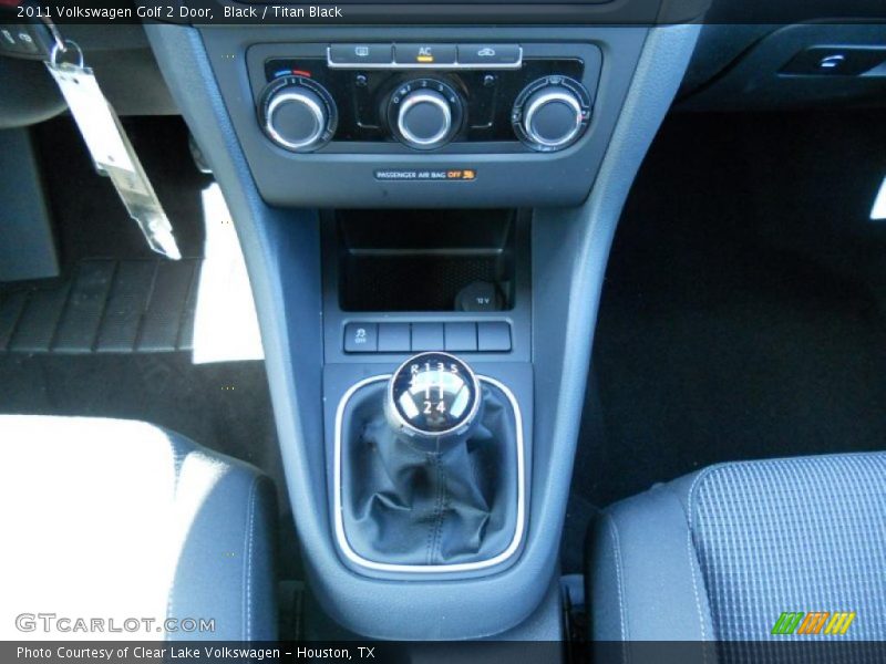 Black / Titan Black 2011 Volkswagen Golf 2 Door
