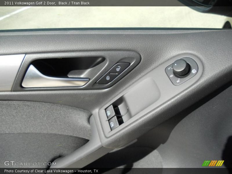 Black / Titan Black 2011 Volkswagen Golf 2 Door