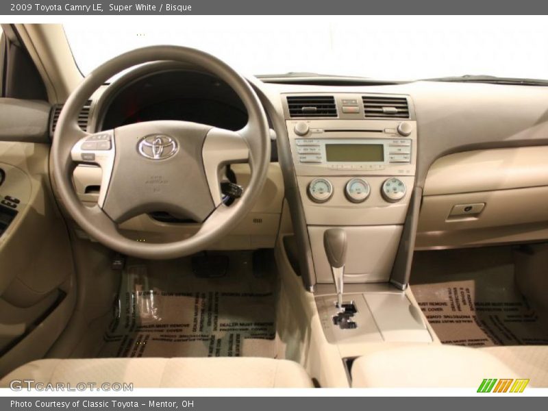 Super White / Bisque 2009 Toyota Camry LE