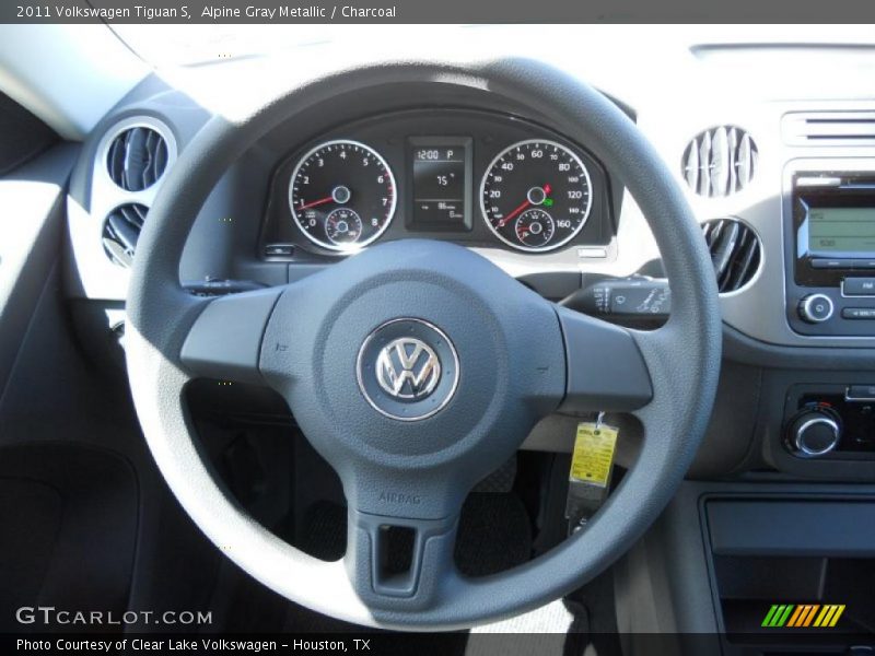Alpine Gray Metallic / Charcoal 2011 Volkswagen Tiguan S