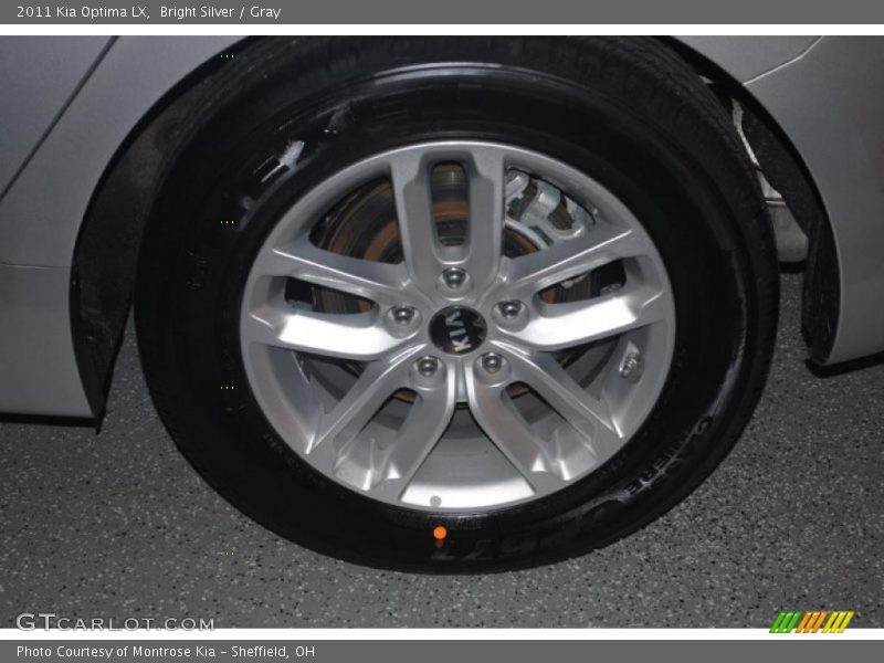 Bright Silver / Gray 2011 Kia Optima LX