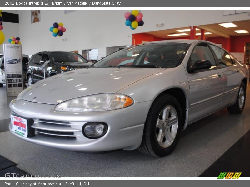Bright Silver Metallic / Dark Slate Gray 2002 Dodge Intrepid ES