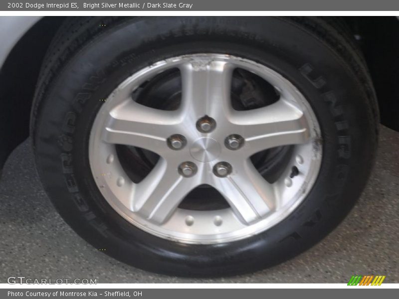 Bright Silver Metallic / Dark Slate Gray 2002 Dodge Intrepid ES