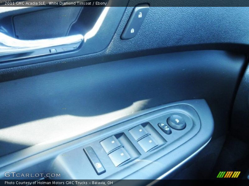 White Diamond Tintcoat / Ebony 2011 GMC Acadia SLE