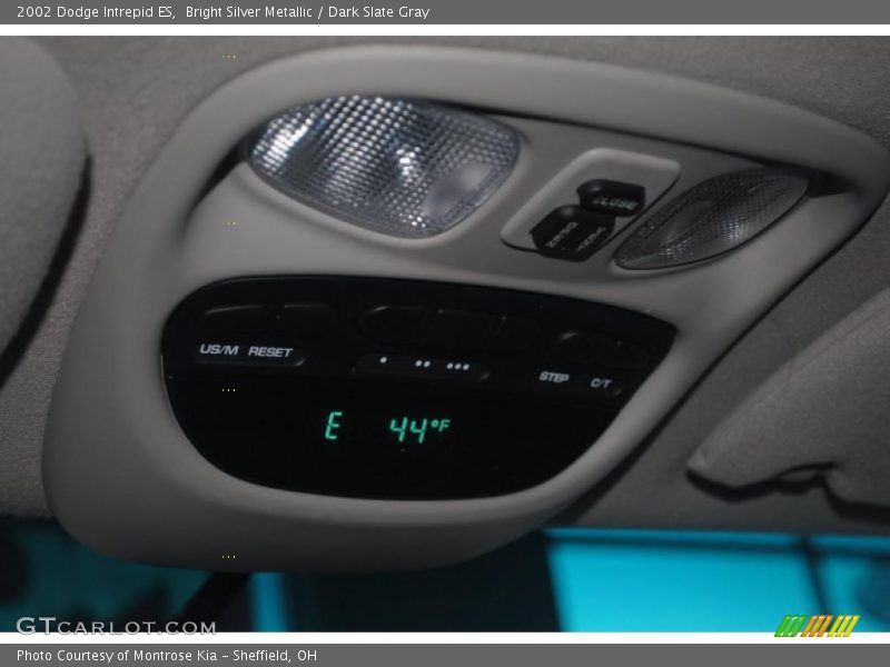 Bright Silver Metallic / Dark Slate Gray 2002 Dodge Intrepid ES