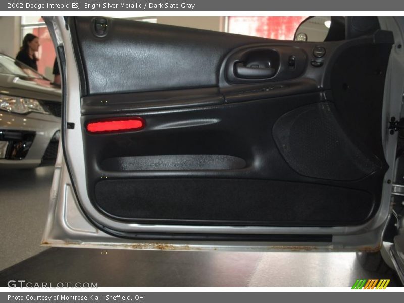 Bright Silver Metallic / Dark Slate Gray 2002 Dodge Intrepid ES