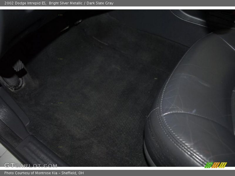Bright Silver Metallic / Dark Slate Gray 2002 Dodge Intrepid ES