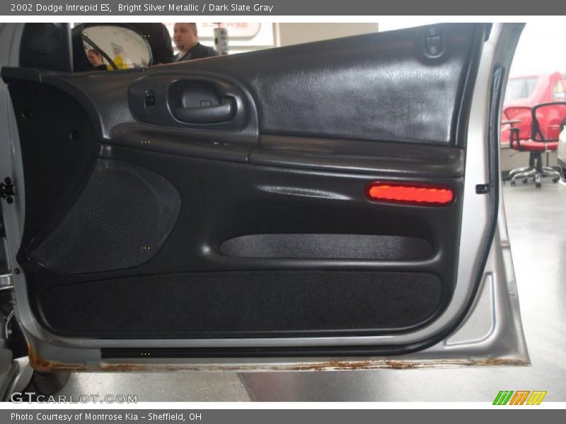 Bright Silver Metallic / Dark Slate Gray 2002 Dodge Intrepid ES