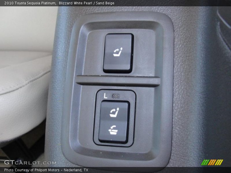 Blizzard White Pearl / Sand Beige 2010 Toyota Sequoia Platinum