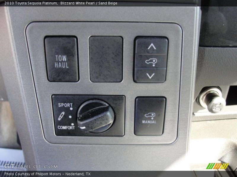 Controls of 2010 Sequoia Platinum
