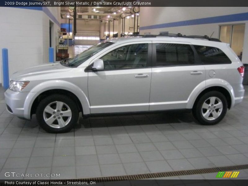 Bright Silver Metallic / Dark Slate Gray/Light Graystone 2009 Dodge Journey SXT